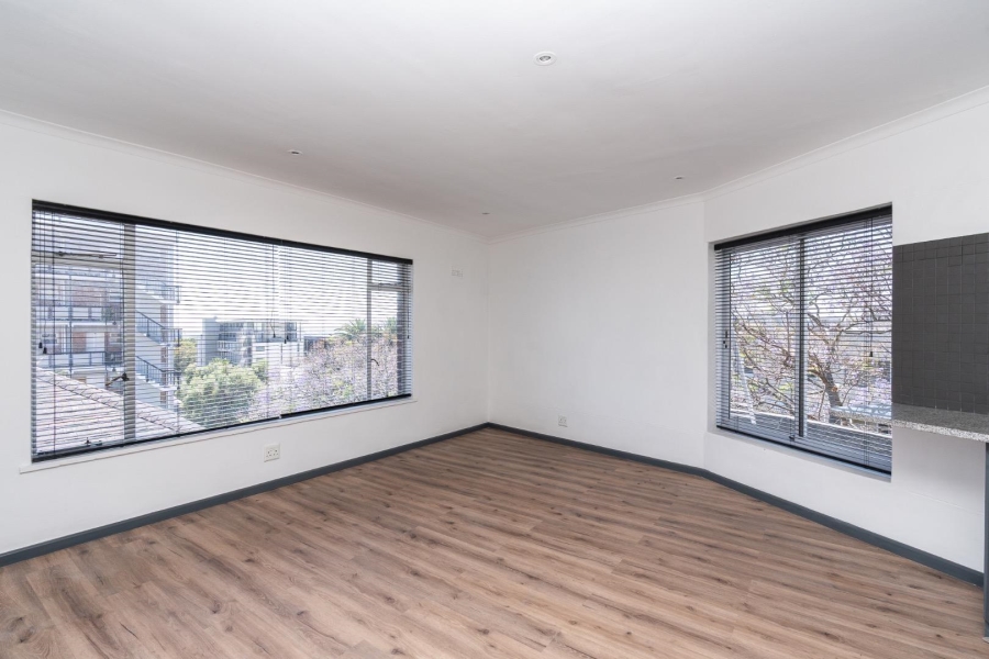 1 Bedroom Property for Sale in Green Point Western Cape